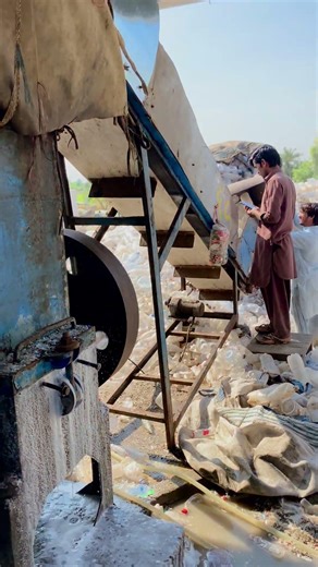 Old black engine with help start plisting cutting machine #shorts #trending #foryou