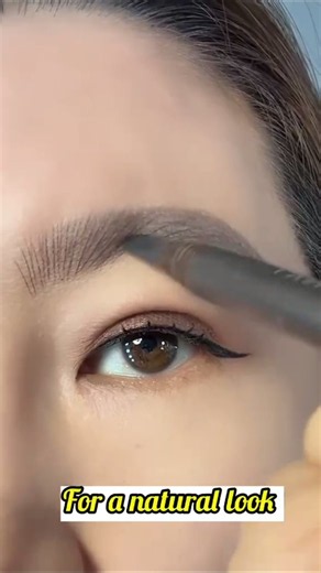 Perfect Eyebrow Shape for Beginners | Easy Brow Tutorial ✨ #EyebrowTutorial #MakeupTips