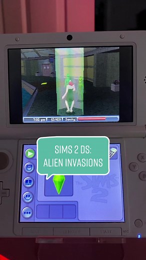 Alien Battle in Sims 2: Strange Town Gameplay