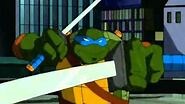 TMNT s01e17 The Shredder Strikes Back Part 1 (WIDESCREEN)