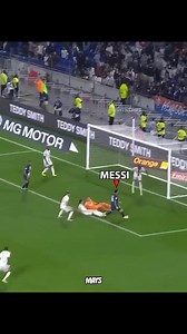 Goat x defenders 🥶💀 #messi #GOAT #messifans #mariaske Follow Marias Yusuf ❤️ | Marias Yusuf