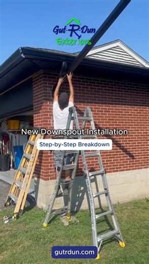 🛠️ Downspout Installation: Step-by-Step Breakdown 💧 Protecting your home starts with a solid drainage system. Here's a behind-the-scenes look at how we install a brand-new downspout for optimal water flow and foundation protection: 🔹 Step 1: Measurement & Planning We begin by measuring and aligning the new downspout path to ensure proper drainage from the gutters to the ground. 🔹 Step 2: Fitting the Elbows Top elbows are precisely fitted and secured to guide water from the horizontal gutter 
