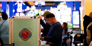 Polls open for primary election in Southern Nevada