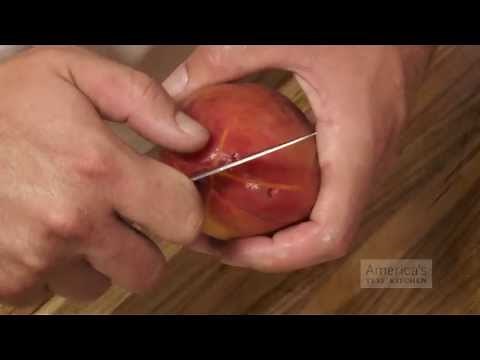 Super Quick Video Tips: The Easiest Way to Peel and Prep Peaches