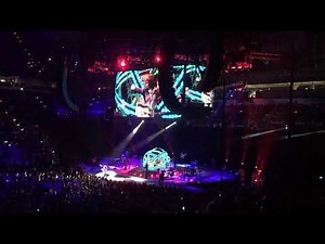 Two Piña Coladas - Garth Brooks - July 2016 - San Antonio