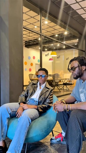 Talking Stage // Elijah Kitaka x Azawi | Swangz Avenue