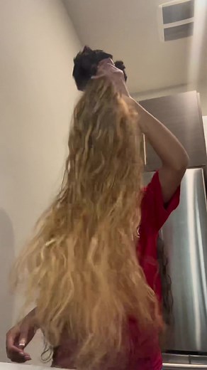 Deconstructing a Wig Tutorial: Handmade Wig Bundle Removal