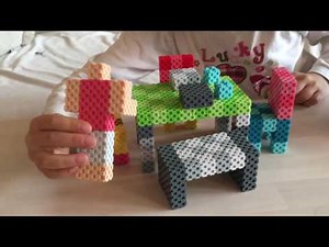 Playing - preparing lunch with a Lini cube kitchen