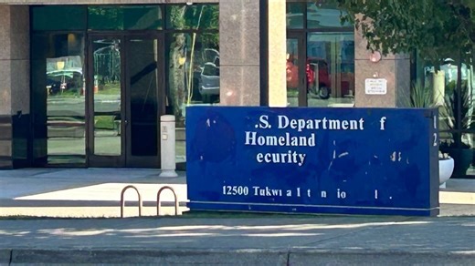 Anti-ICE protesters share common goal, but tactics differ between Seattle and Portland