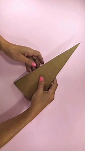 Árboles de Navidad, con cartón y tela. Puedes hacer este detalle navideño, fácil y rápido … en qué rincón de casa lo vas a poner ? #yobankaart #diy #navidad #christmas #decordiy | Yobanka art