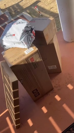 @‌jayceeau’s studio looking 🔥🔥 Just watch those stairs next time! #Kogan #KoganAffiliate #Studio #Setup | Kogan.com