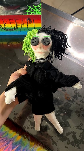 6.9K views · 149 reactions | Will you let the Beldam sew buttons in your eyes? #othermother #coraline #makeup #coralinemovie #coralinejones #beldam #sfxmakeup #makeuptransformation #transformation #horror #horrorskit #skit #story #CreativeContent #halloweenmakeuptutorial #bodypainting #sfxmakeuplook #makeuplook #makeuplooksgood Coraline @followers LAIKA Studios. Amazon Prime Focus Features HBO. Netflix Hulu @topfans Blumhouse Lionsgate Horror | Caykeface | Facebook