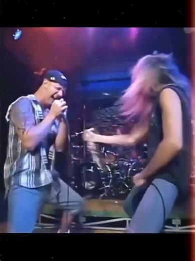 🤘🎸 Skid Row & Rob Halford - Delivering The Goods Live in MTV 1992 Skid Row is an American heavy metal band formed in 1986 in Toms River, New Jersey. Their current lineup comprises bassist Rachel Bolan, guitarists Dave Sabo and Scotti Hill, and drummer Rob Hammersmith. The group achieved commercial success in the late 1980s and early 1990s, with its first two albums Skid Row and Slave to the Grind certified multi-platinum, the latter of which reached number one on the Billboard 200. Those two a