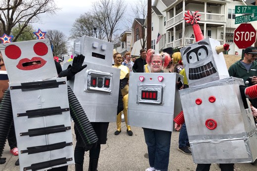 How the Electric Avenue Robot Parade Became a Nashville Neighborhood Tradition
