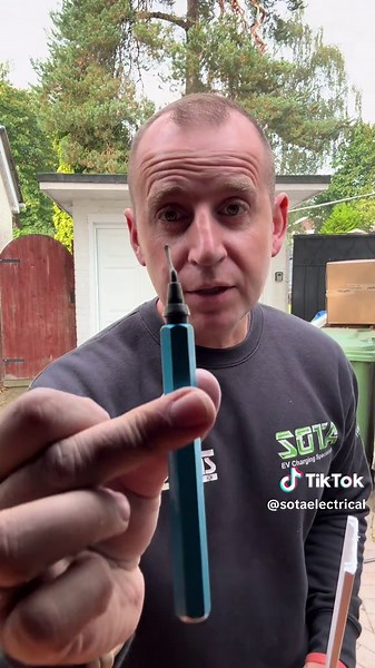 Electrician's Essential Tips for New Apprentices