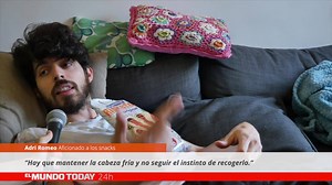 357K views · 2.3K reactions | DIRECTO | Se le cae un Risketo al suelo y no sabe si recogerlo o no. Informa Nikki García. | El Mundo Today | Facebook