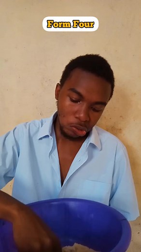 FORM ONE Vs FORM FOUR🤣 #bro_mannuh #tiktok #trending #fyp #foryou #foryourpage #kenya #kenyantiktokers #nairobi #nairobitiktokers #mombasatiktokers #viral