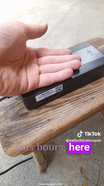 How to charge an ebike? Like a pro... #tips #howto #charging ebike #quicktip #ebikecharger #pedelec #chargingwireless #lifehack #protectbattery #how to protect the battery