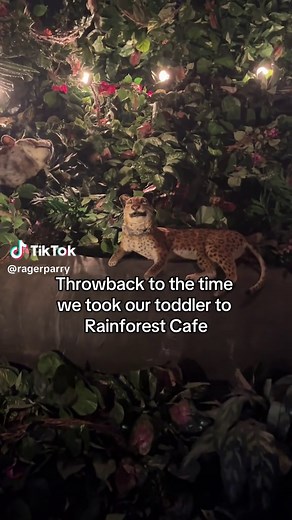 Rainforest Cafe toddler trip: why one animatronic leopard seemed off