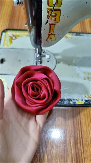 Easy fabric flower 🌸 perfect for baby dresses & cute gift boxes!#FabricFlower #DIYCraft #SewingTips