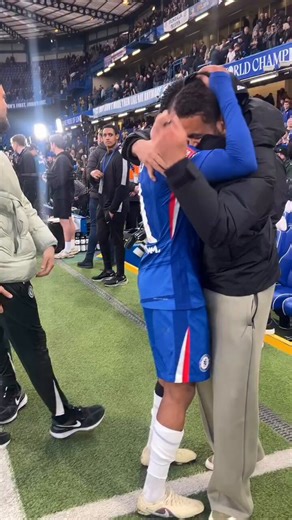 Estevão and captain Reece James at full time at Stamford Bridge. 💙🫂@EmiratesFACup 🎥