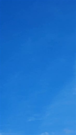 ✈️ Get up close with the most advanced aircraft on the planet! From heavy lifters to 5th-gen fighters, our flight line represents the technical excellence of our craft and the dedication of the Airmen who maintain the edge. Join us as we celebrate the partnerships and community that make this airpower possible! 📍 Luke AFB | March 21–22 🎟️ Details: lukedays.com 🎥: Dan Eby #LukeDays #LukeAFB #Airshow #FlyFightWin #F35 | Luke AFB, Arizona-56th Fighter Wing