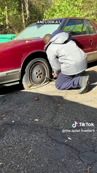 Essential Car Emergency Kit for Every Driver