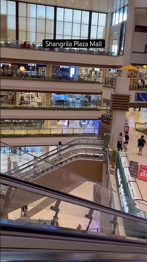 Exploring Manila: Shangrila-la Mall