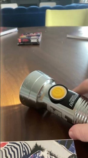 Opening Stranger Things flashlight!! #strangerthings #netflix #unboxing #toys #roadto1k