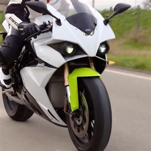 3D printed and it is electric? | The Gadget Show