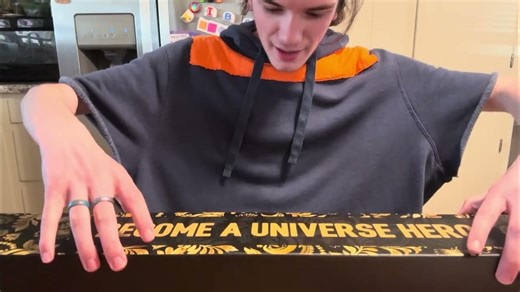 CX Sabers Cal SE lightsaber unboxing