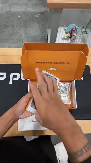 Getting your tech doesn't have to break the bank! Our certified pre-owned Apple products may come with a scratch or two, but they're still real and authentic-so you can enjoy all the features of an Apple device without breaking the bank. | Plug - Shop Tech