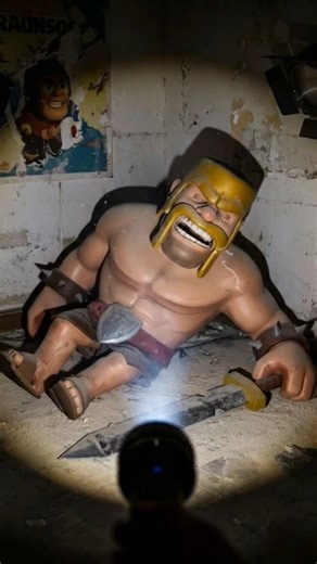 POV: You found the COC player's secret flashlight 🔦😱 #ClashOfClans