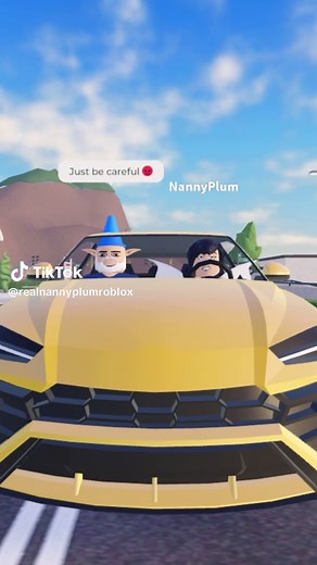 Driving Lessons with Nanny Plum in Ben and Holly's Little Kingdom