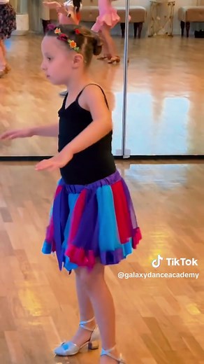 Children’s ballroom dancing is more than just beautiful steps ✨ It’s a foundation for health, discipline, and confidence from an early age. In classes, children: • improve posture and coordination • build strength and endurance • learn teamwork and partner connection • develop focus, memory, and musicality • grow more confident, expressive, and disciplined Ballroom dancing helps children develop in a balanced way — physically, emotionally, and socially. Through movement, music, and joy 💫 #Galax