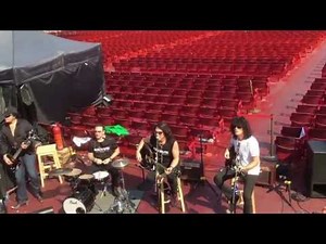 KISS - Acoustic Set (Uncut) - Arena Verona (Italy) - June 11th 2015