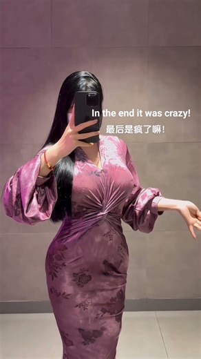 She Tried This Mirror Trick… The Ending Is Crazy! 😳🔥 #shorts #fashion #style #trending #viral