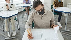 15 Contoh Soal Rukun Iman kepada Malaikat Allah Swt. dan Kunci Jawabannya