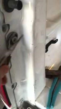 How to take off stuck tailgate f150 ford truck