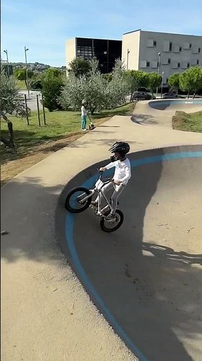 Pump Track Fun!!!⚡The Grom Report