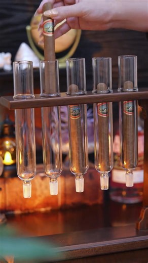 🥃 Transform your cigars into a masterpiece of flavor. Discover the art of slow infusion — where craftsmanship meets indulgence. Our handcrafted Cigar Flavor Infuser & Humidor Box lets your cigars absorb rich aromas like whiskey, rum, or vanilla — creating a smooth, aged taste in just days. 🌿✨ | Giftwisp