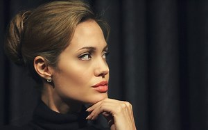Angelina Jolie Rare Gallery wallpaper
