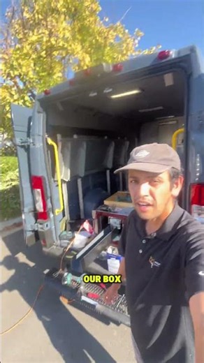 Running our box gutter machine! 💪 Producing 4” & 5” box gutters for a clean, modern look 🏠✨