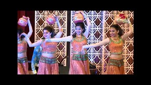 3.4K views · 147 reactions | Dubai Youngsters perform on love song 'Aaya Pireen aaya Deehadha Saawan Jaa'... sung by Manjushree Assudani in event in Dubai | Sindhi Sangat | Facebook