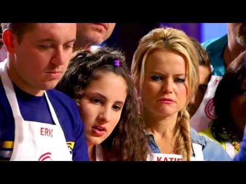 Gordon Ramsay Extracts Every Ounce Of Lobster Out Of Its Shell During "MasterChef"