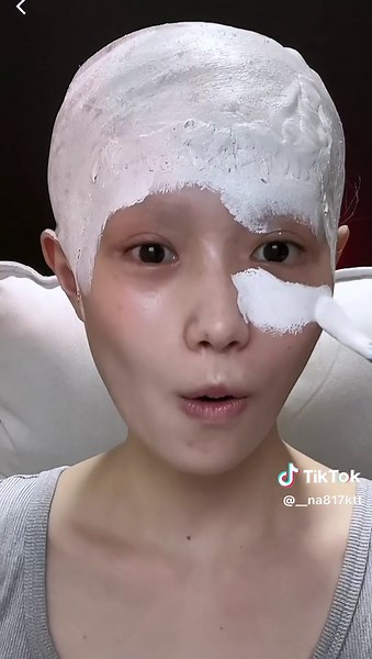 ハロウィン ペニーワイズメイク お気に入りの仮装で！
