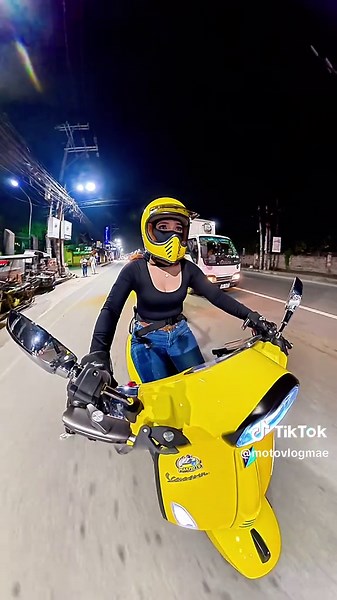 Taraaaaa na tambike: Night Rides at D'Altitude Café