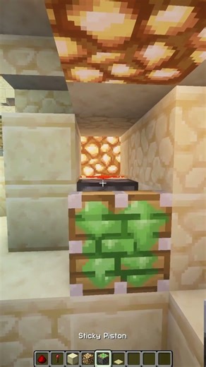 Automatic Door In Minecraft #minecraft #shorts #shortsviral