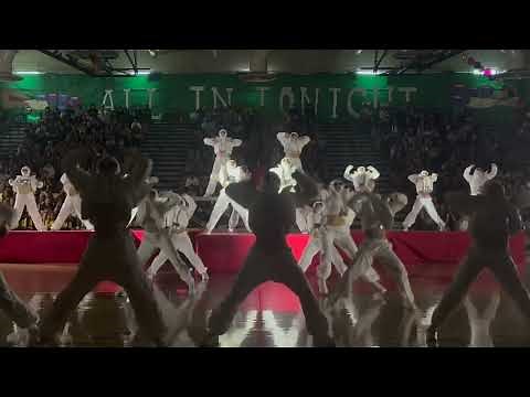 LOHS Dance Team Performs Rihanna Super Bowl Halftime at Prom Rally