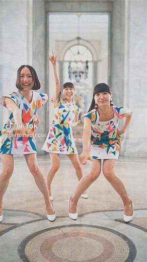 AI Perfume - Trying the TikTok dance, remaking back number's "Takane no Hanako-san" - Created a P...